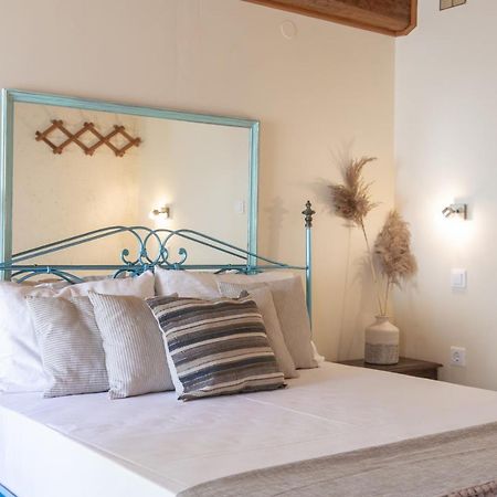 Villa Theodora View Apartments Thalia Agios Georgios Pagon Eksteriør billede